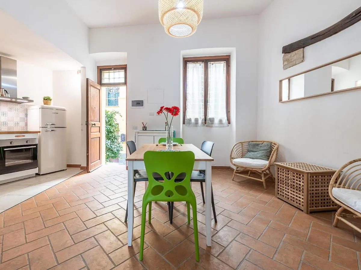 Дом отдыха Santa Margherita House Кальяри Италия